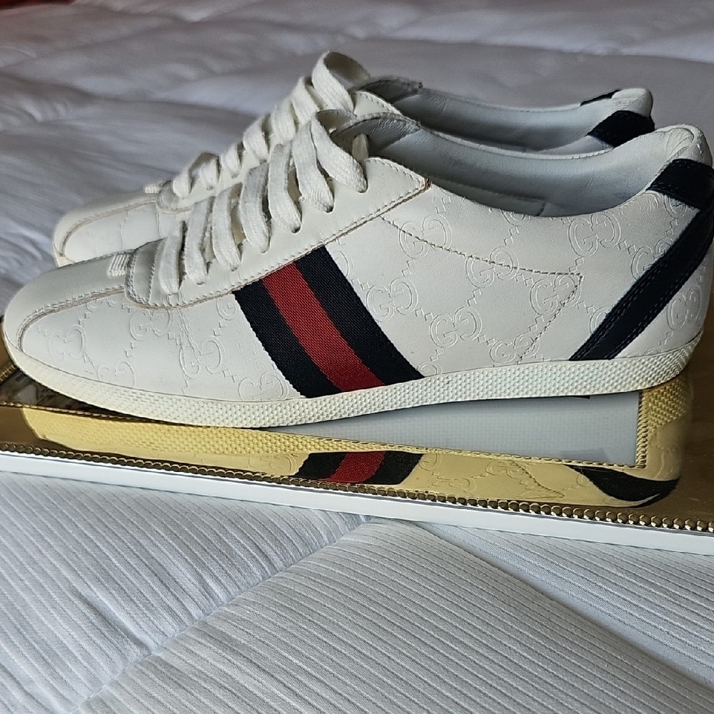 Gucci Cream Sneakers with Red and Black Accents
